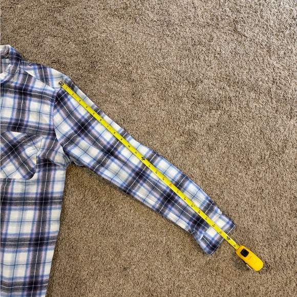 Eddie Bauer Outdoor Women's Blue and White Plaid Shirt - Picture 7 of 8